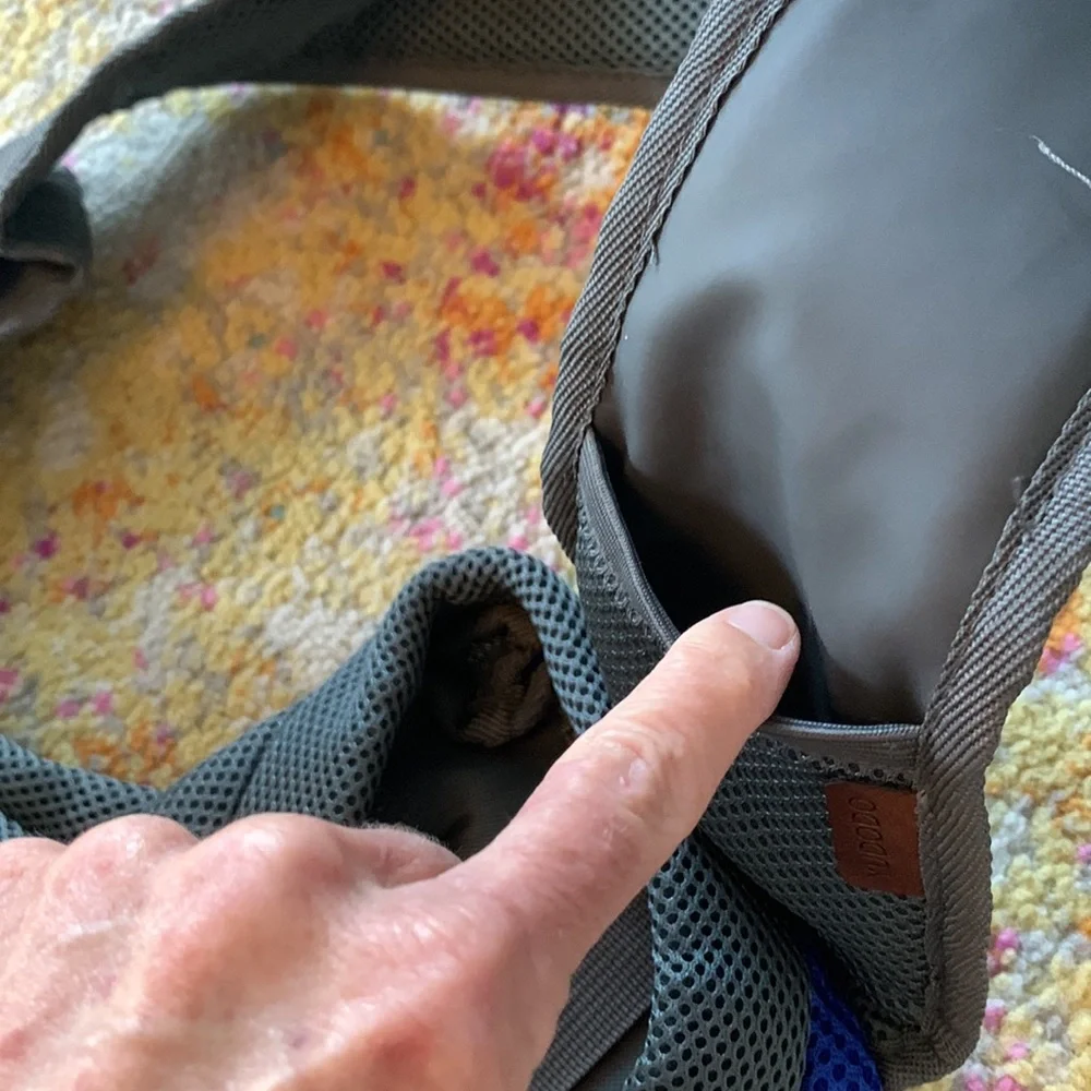 N/A comfortably carry